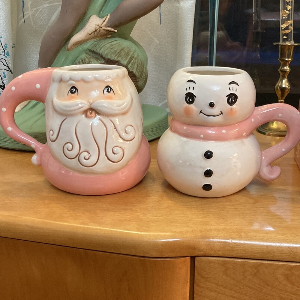 New in Box Johanna Parker (Transpac) Pink Santa and Snowman Mug Set 2022